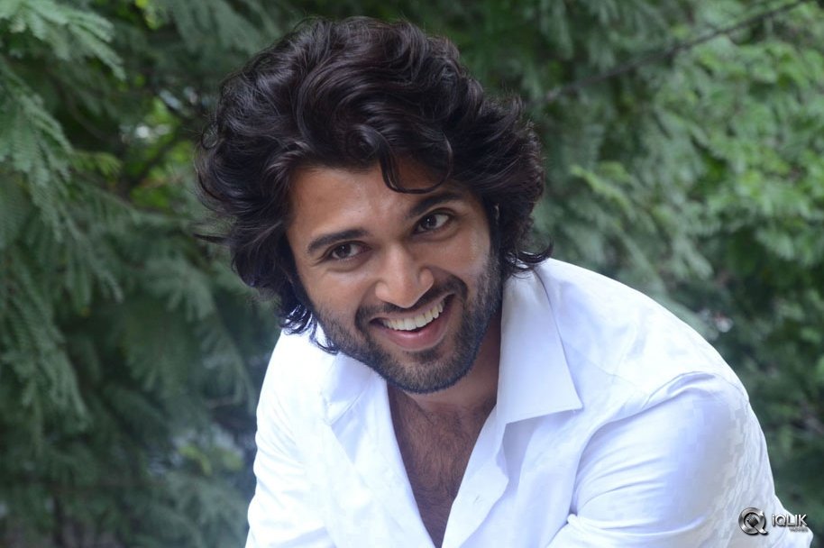 Vijay-Deverakonda-Interview-About-Pelli-Choopulu-Movie